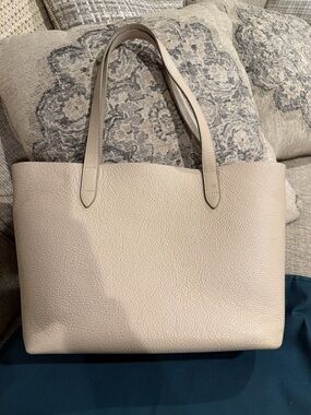 Cuyana Easy Tote Pebbled Leather Cream Ivory Large Minimalist Work Bag